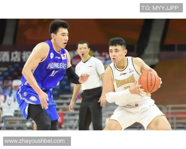 重庆篮球队灵活性变革引发热议探索新战术与团队协作的未来发展 重庆篮球队灵活性变革引发热议探索新战术与团队协作的未来发展